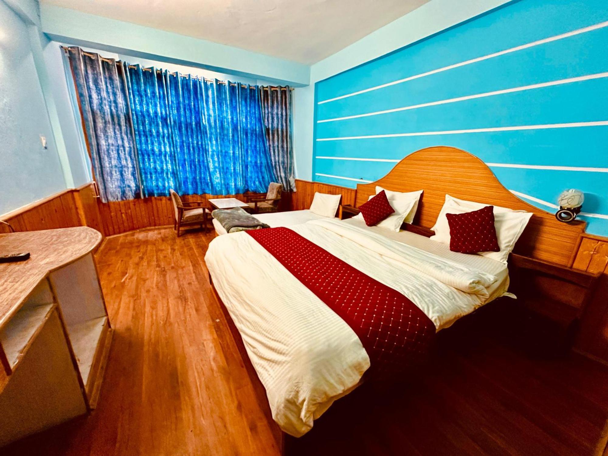 Hotel D Kanchan Manali Eksteriør billede