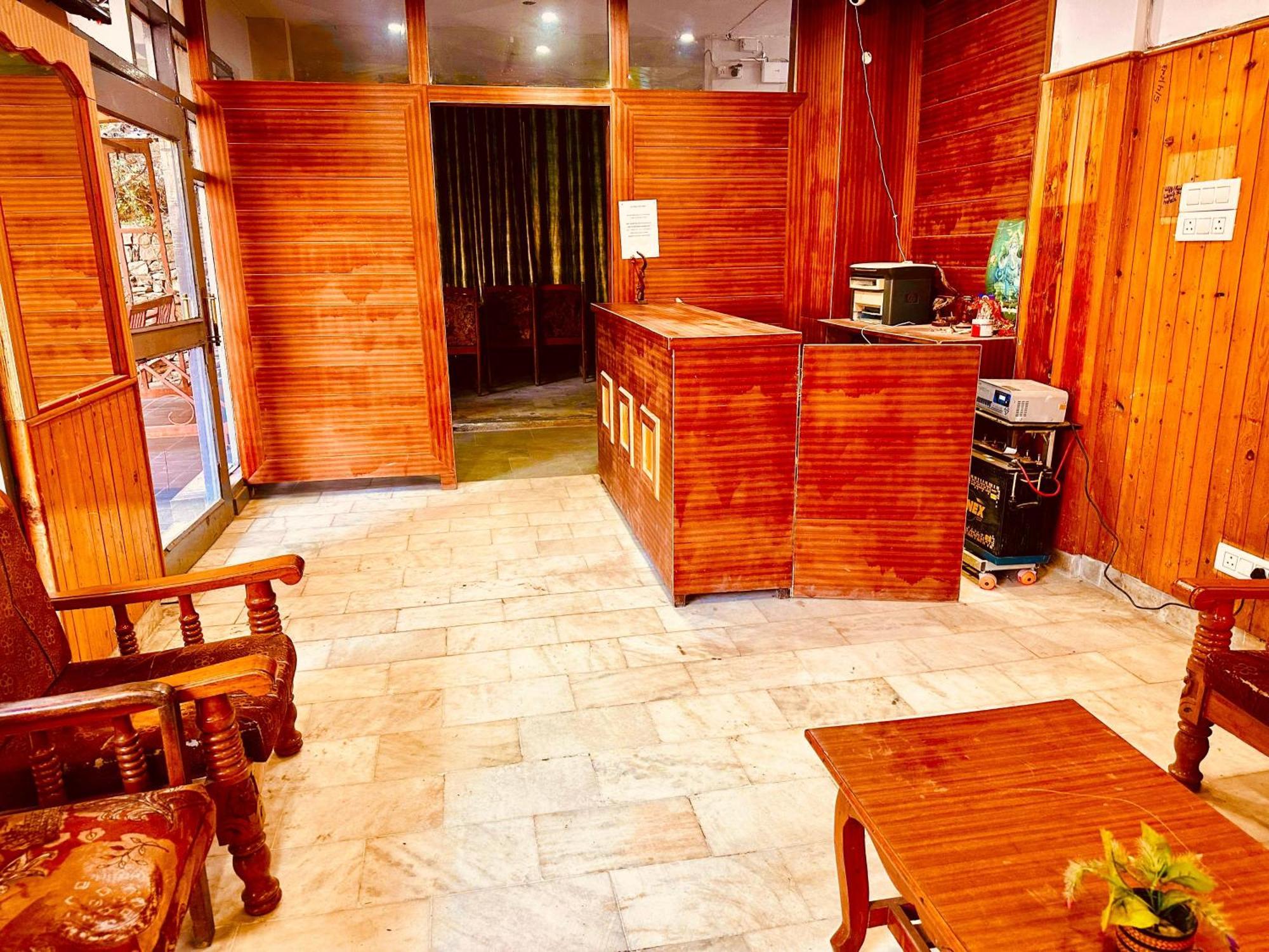 Hotel D Kanchan Manali Eksteriør billede